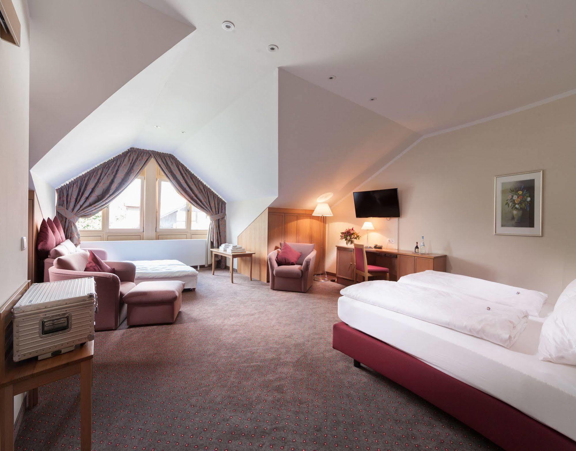 Hotel Hachinger Hof 오베르하칭 외부 사진