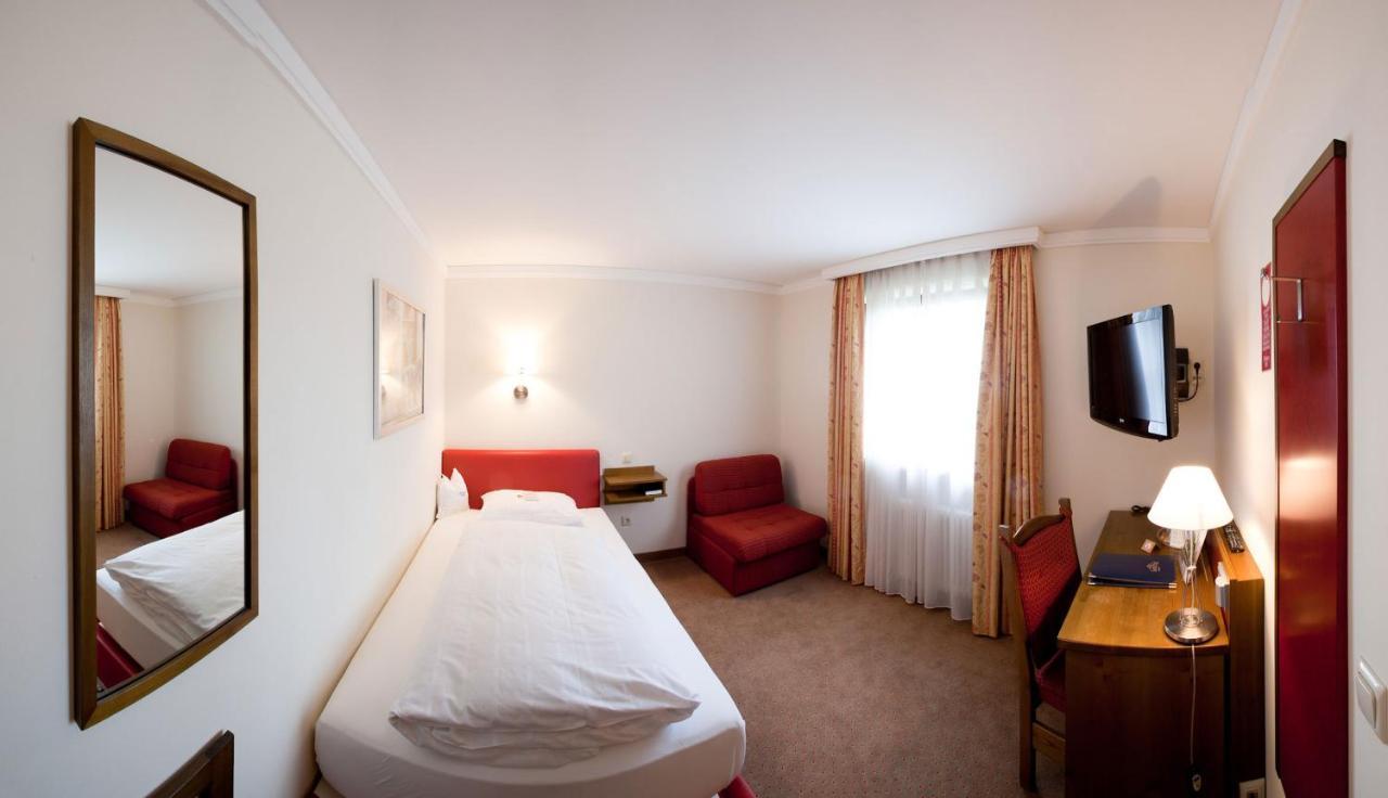 Hotel Hachinger Hof 오베르하칭 외부 사진