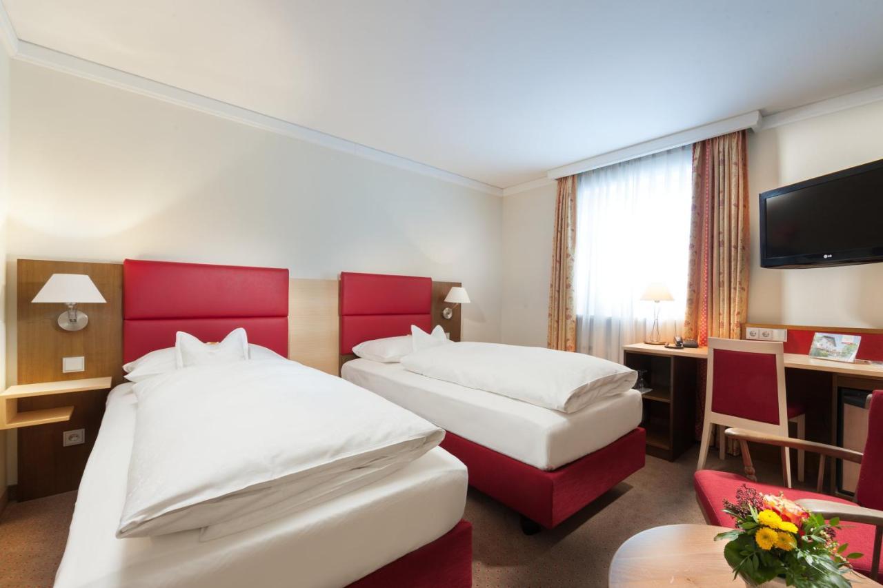 Hotel Hachinger Hof 오베르하칭 외부 사진